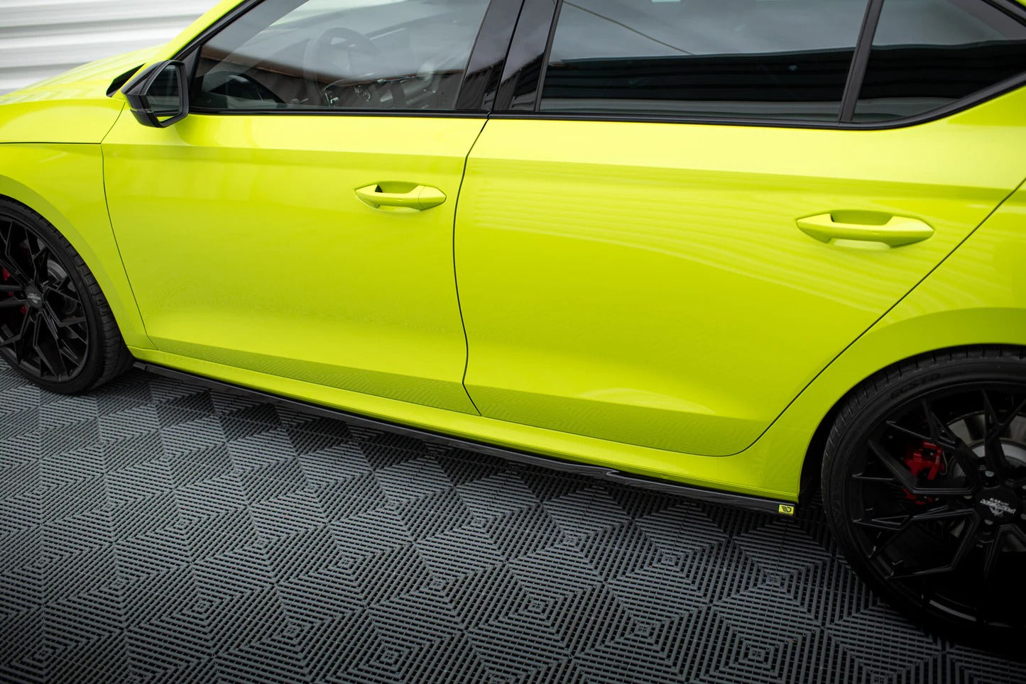 Skoda Octavia RS Facelift - Seitenschweller V.1