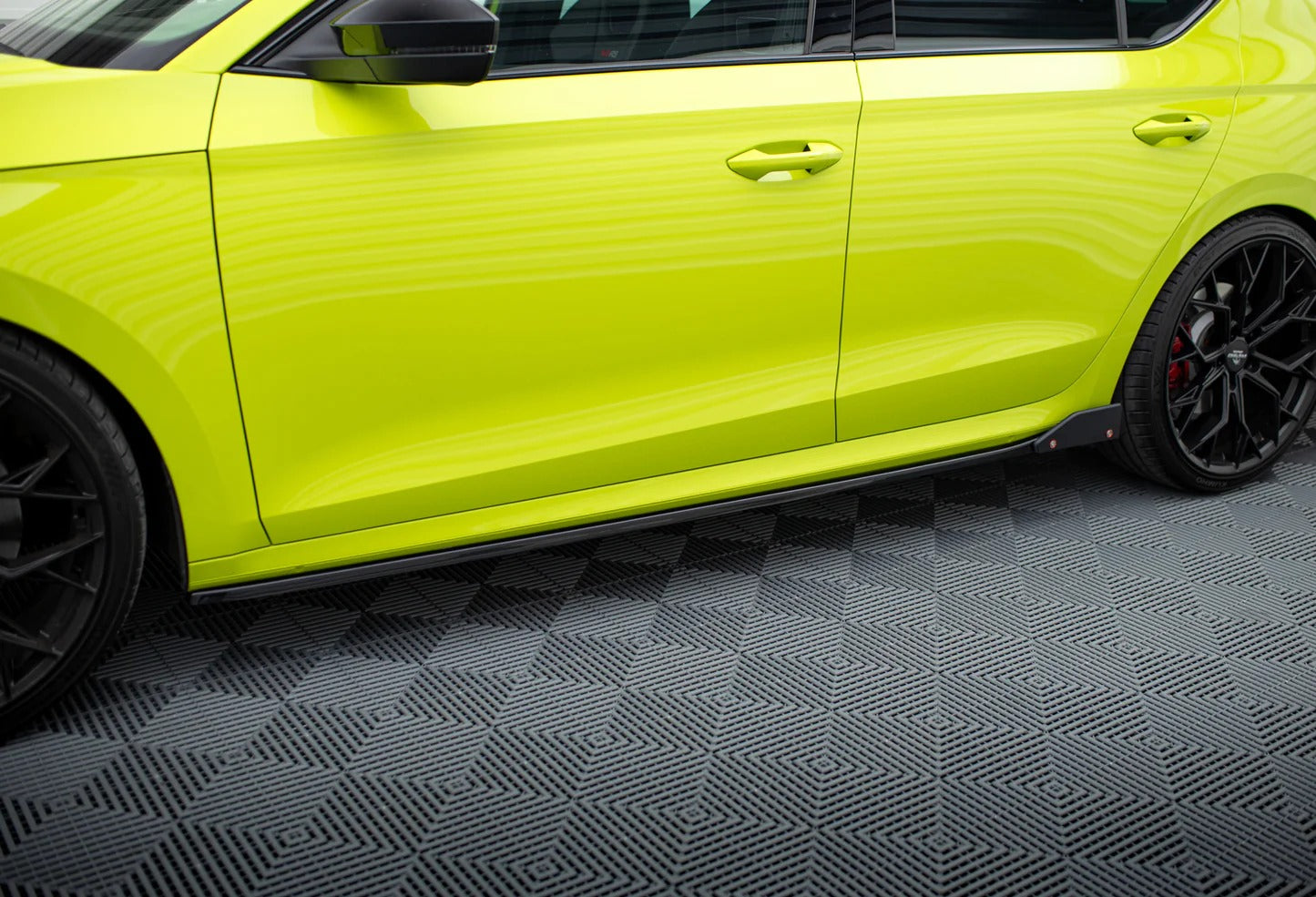 Skoda Octavia RS - Seitenschweller V.2 + Flaps