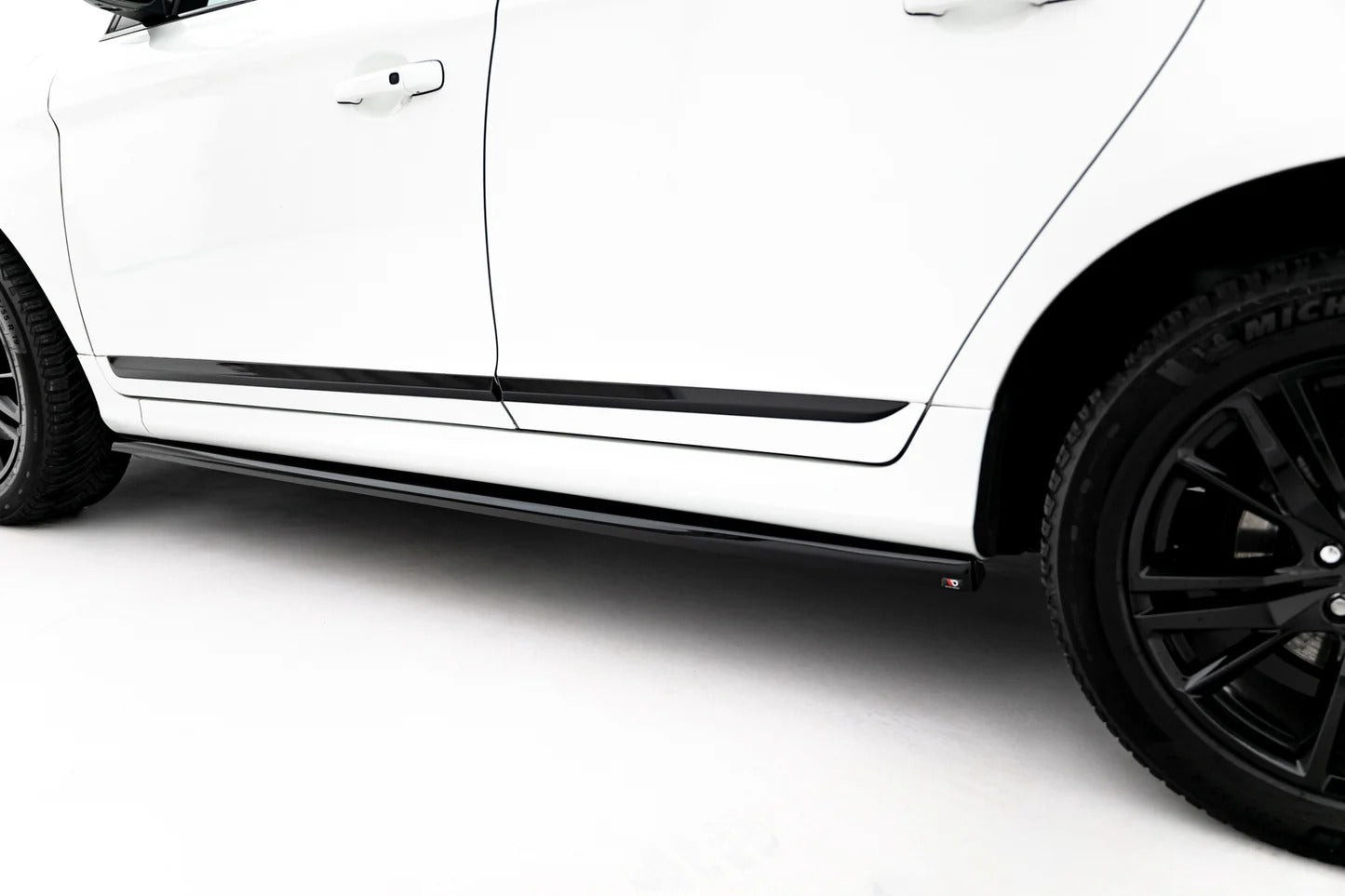 Volvo XC60 - Seitenschweller