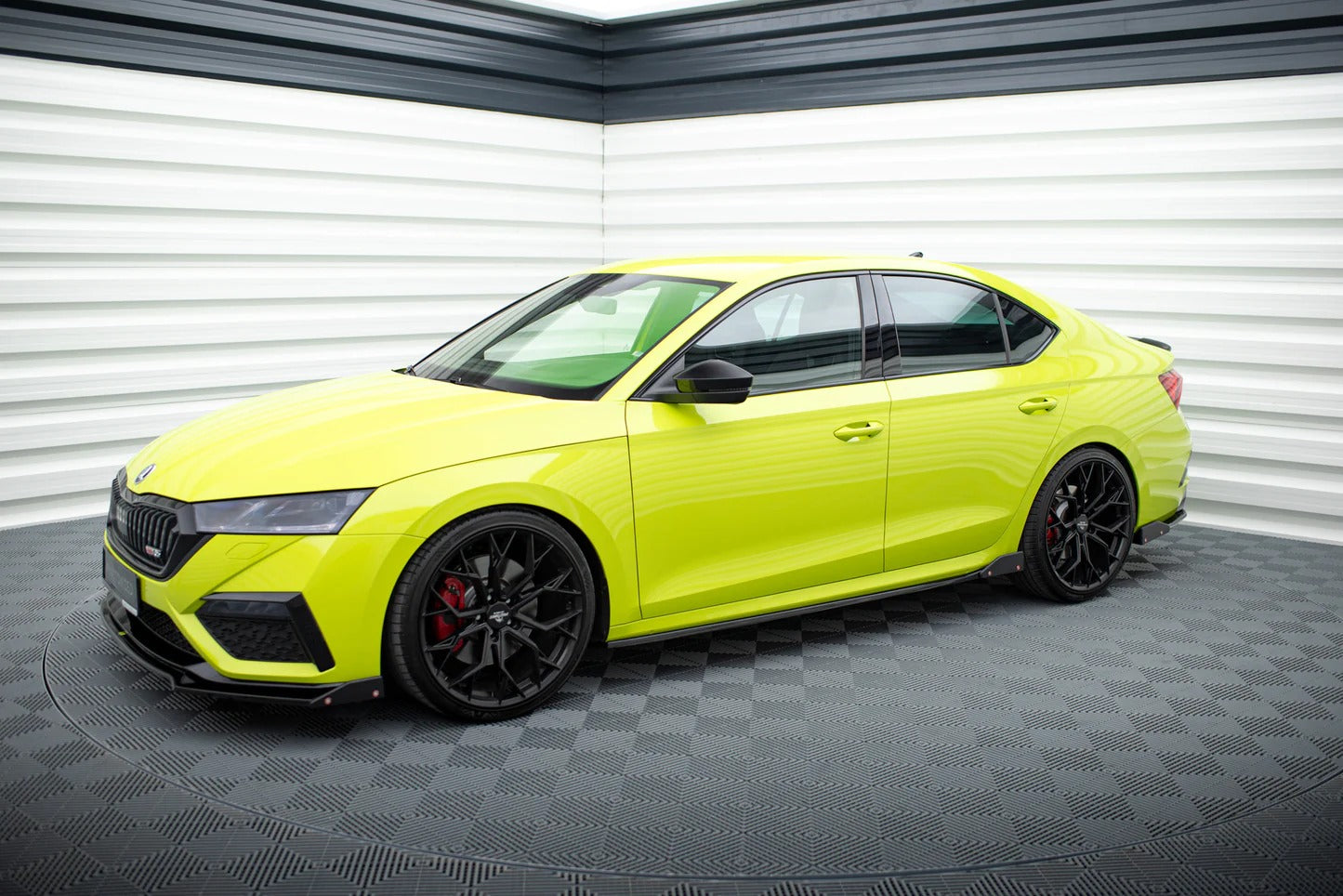 Skoda Octavia RS - Seitenschweller V.2 + Flaps