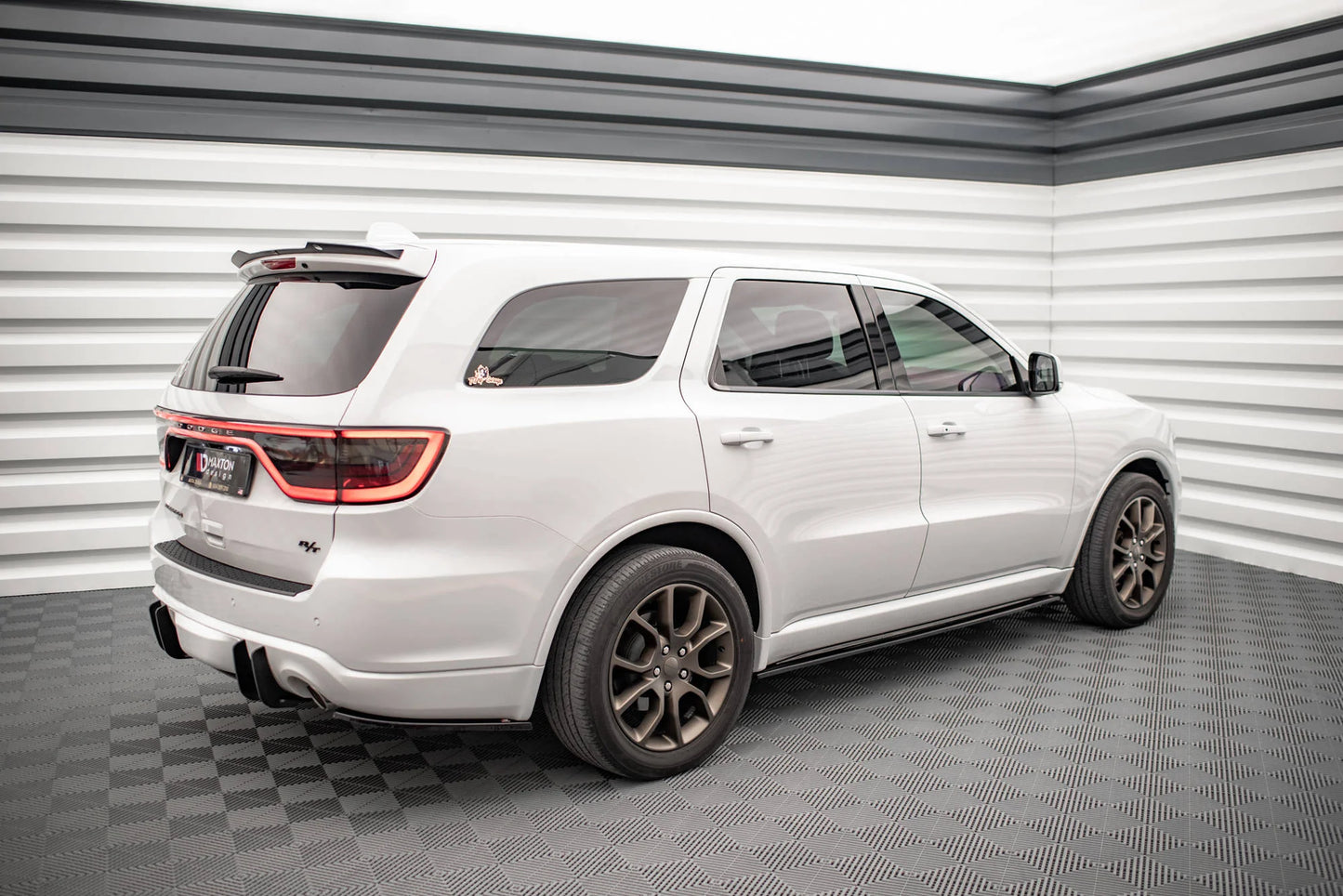 Dodge Durango RT - Heck Flaps