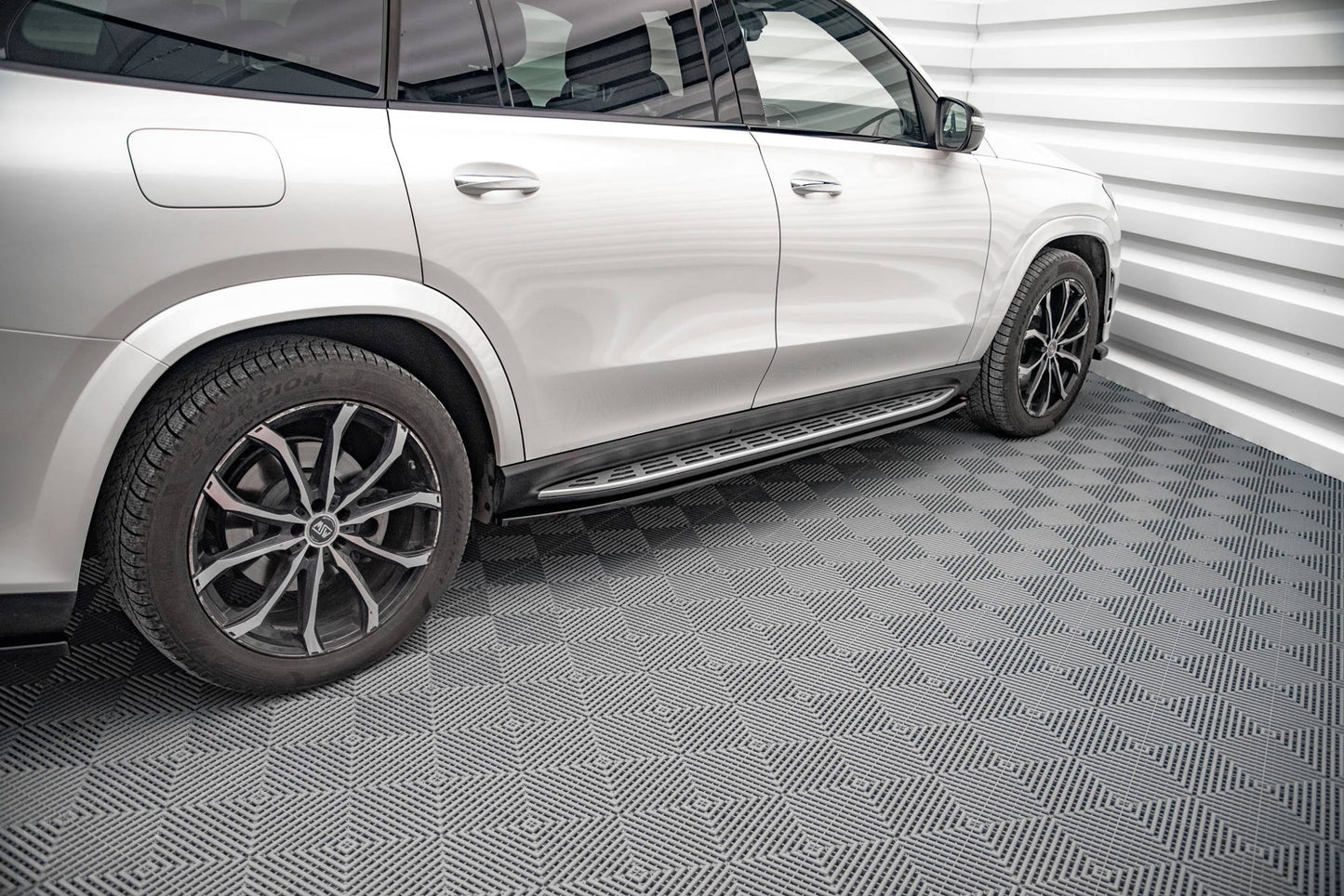 Mercedes GLS AMG-Line Facelift - Seitenschweller V.1