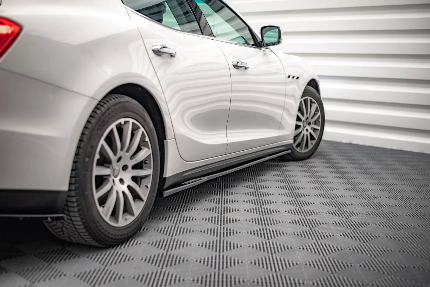 Maserati Ghibli Mk3 - Seitenschweller