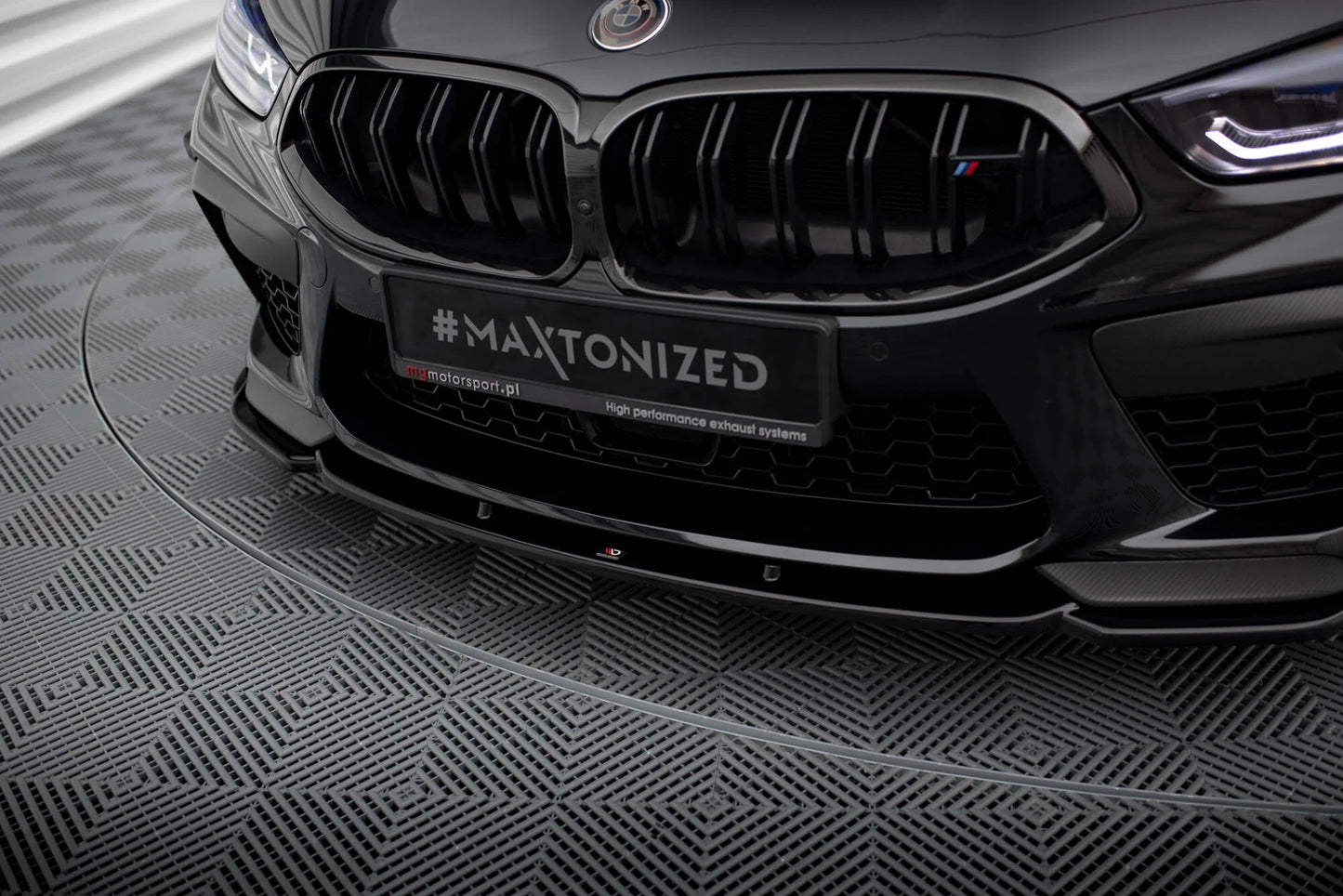 BMW M8 F92 - Frontspoiler - Frontlippe + Flaps V.1