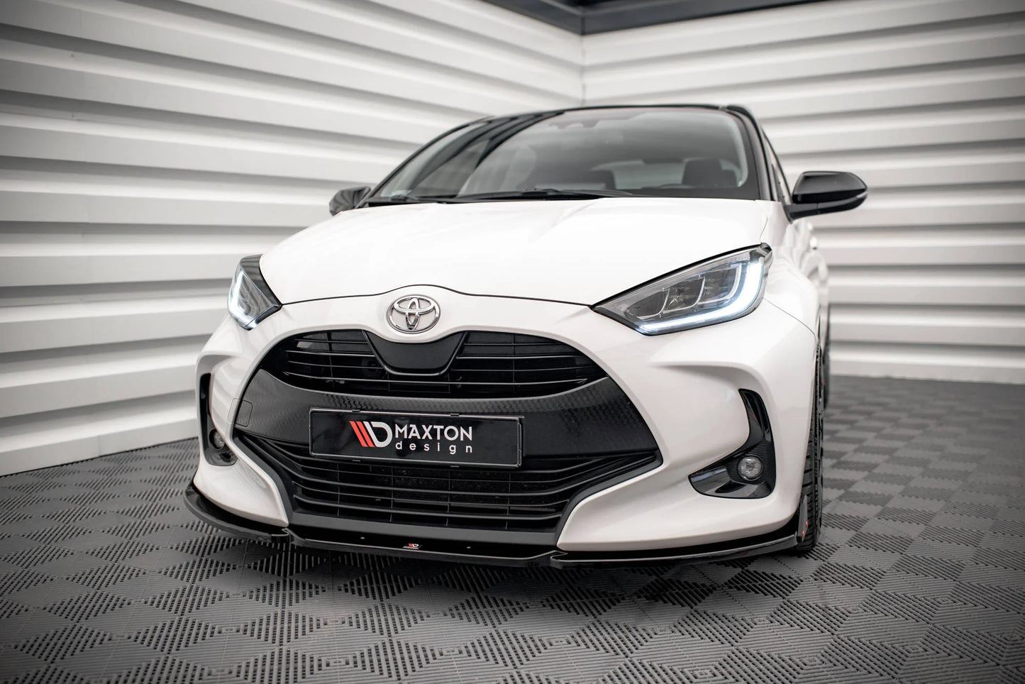 Toyota Yaris - Frontspoiler - Frontlippe V.1 + Flaps
