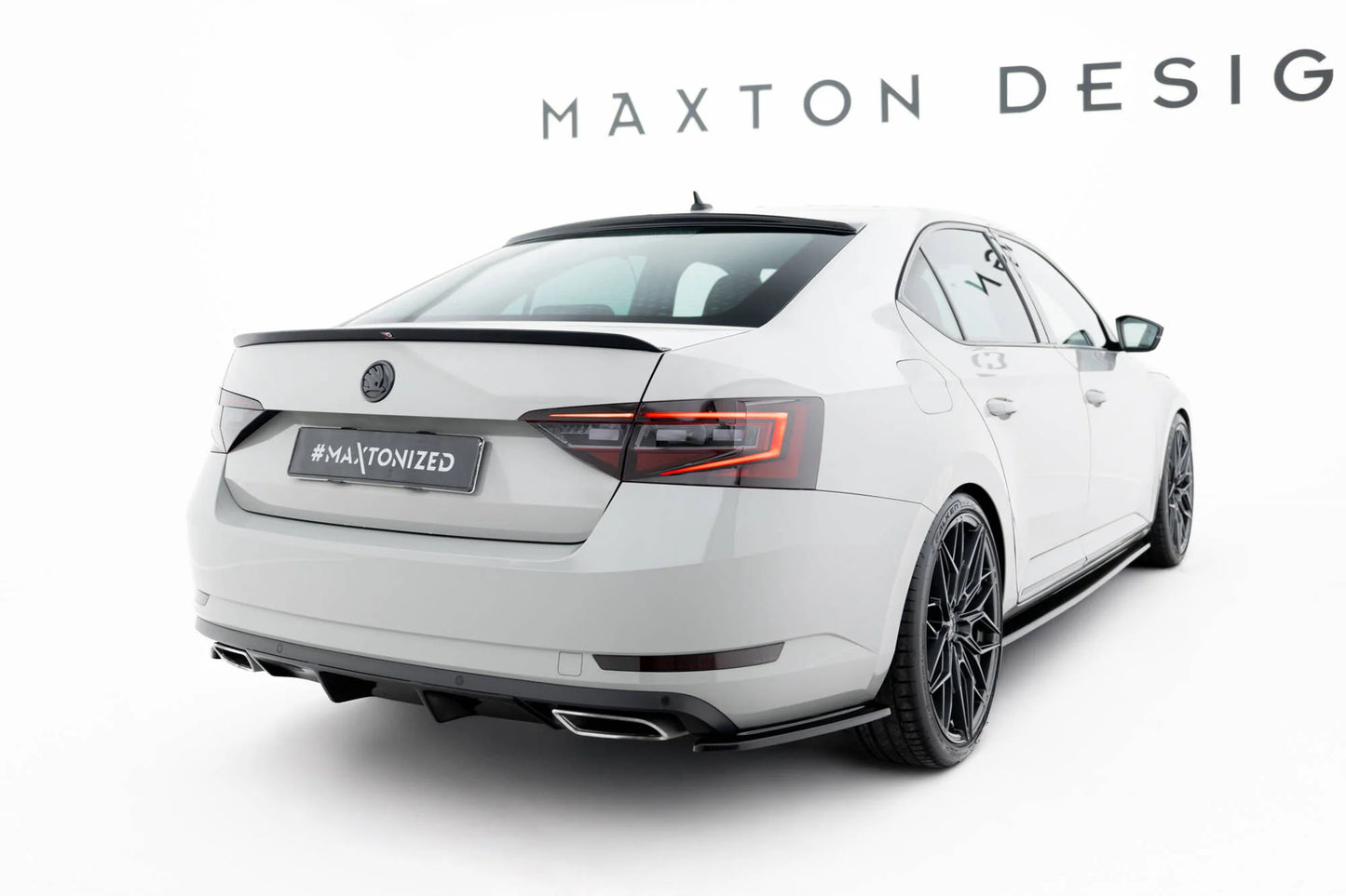 Skoda Superb - Heck Flaps V.2