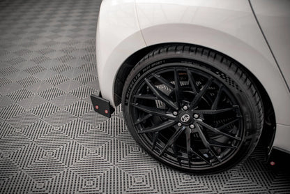 Toyota Yaris - Heck Ansatz V.1 + Flaps