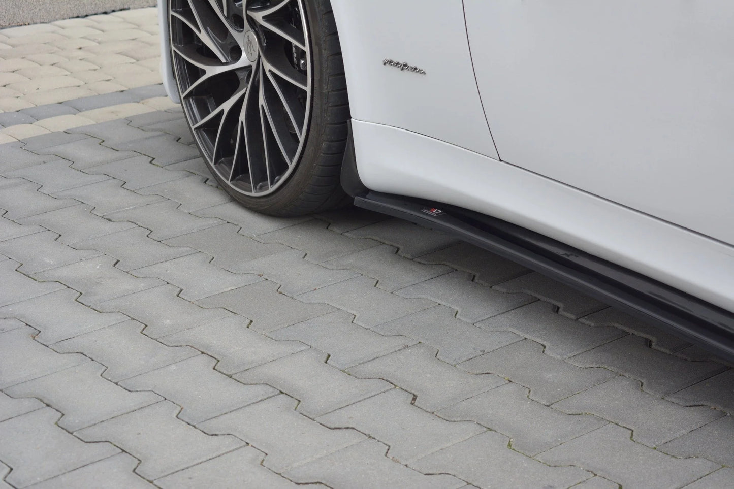 Maserati Quattroporte Mk5 Facelift - Seitenschweller