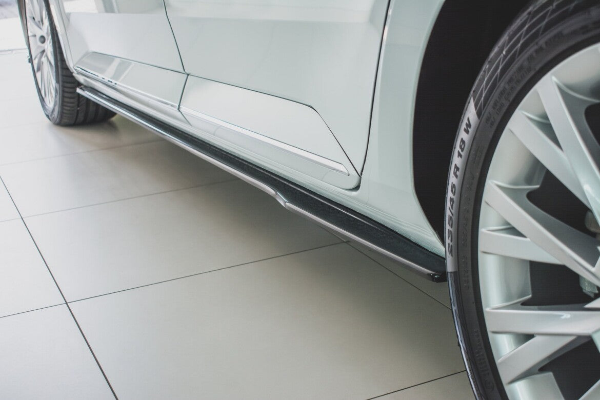 Skoda Superb Facelift - Seitenschweller