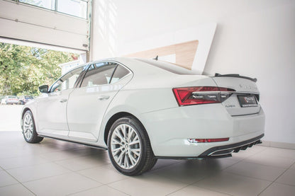 Skoda Superb Facelift - Seitenschweller