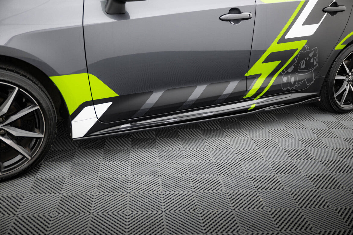 Toyota Corolla GR Sport Touring Sports - Seitenschweller
