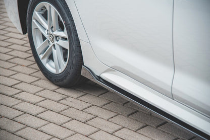 Toyota Corolla Touring Sports - Seitenschweller
