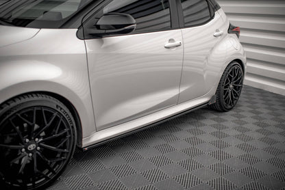 Toyota Yaris - Seitenschweller V.1 + Flaps