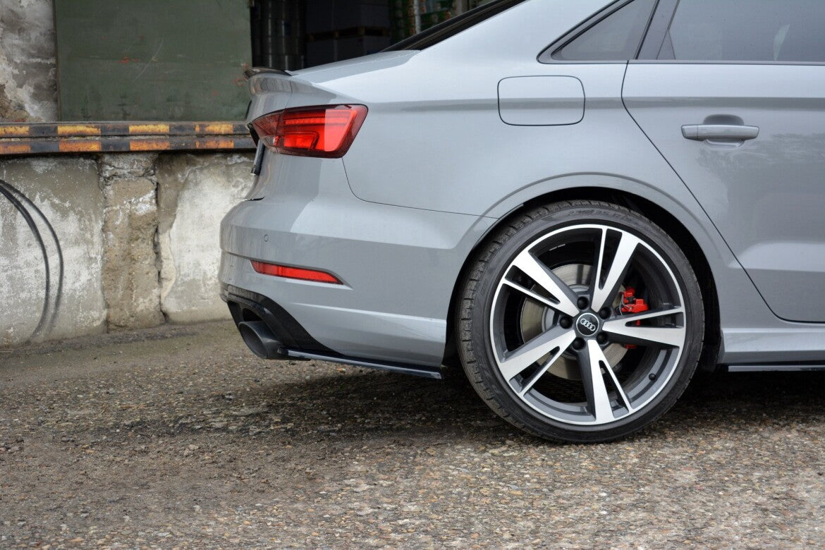 Audi RS3 8V Facelift Limousine Heck Flaps