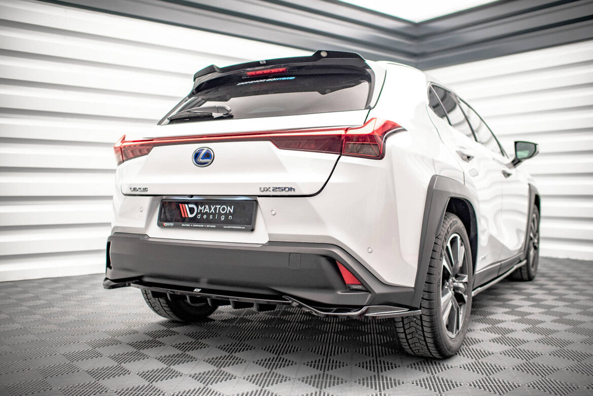 Lexus UX Mk1 - Heck Ansatz